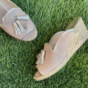 Donald J. Pliner Charo Wedge beige/gold Sandals - 7M